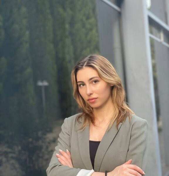 თეონა აროშვილი